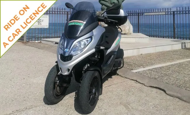 Piaggio-MP3-Yourban-300-02.webp